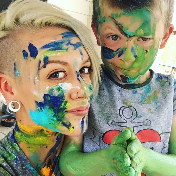 Hi Poshmark Fam!! Nice to meet you!♥️🤍💙 - Picture 5 of 16